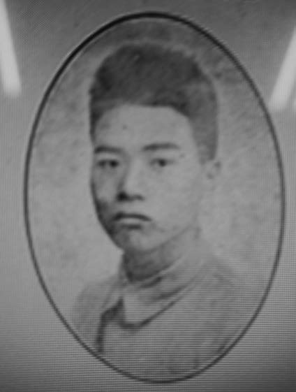 邱巍